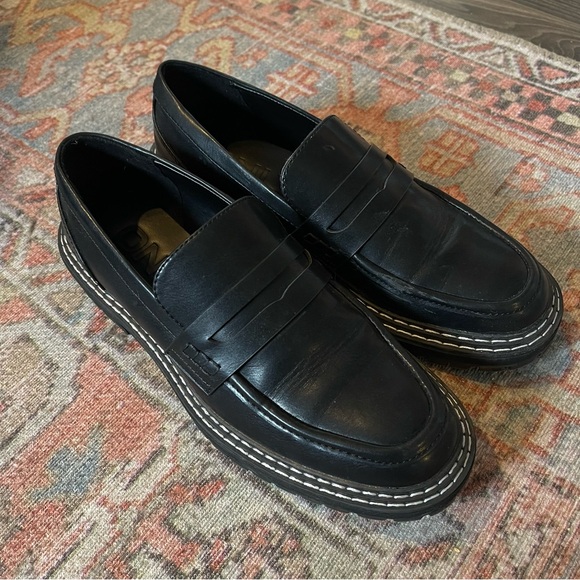 Loafers - Picture 1 of 9